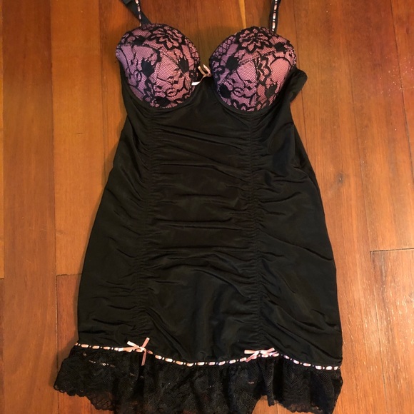 Other - Sexy pink & black adjustable strap nightie 34B